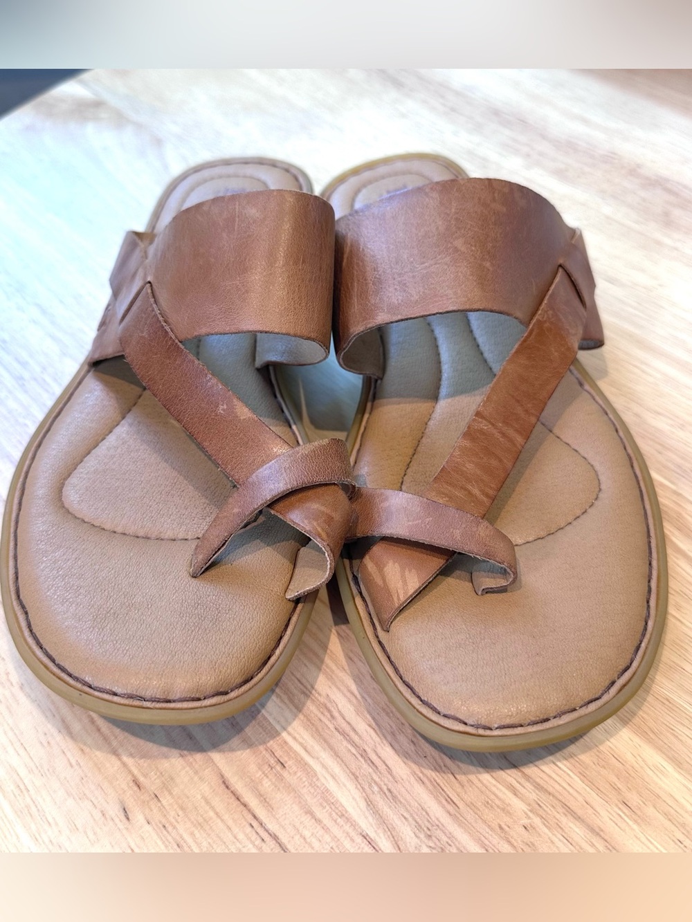 Born Tan Leather Crossover Slide Sandals size 8